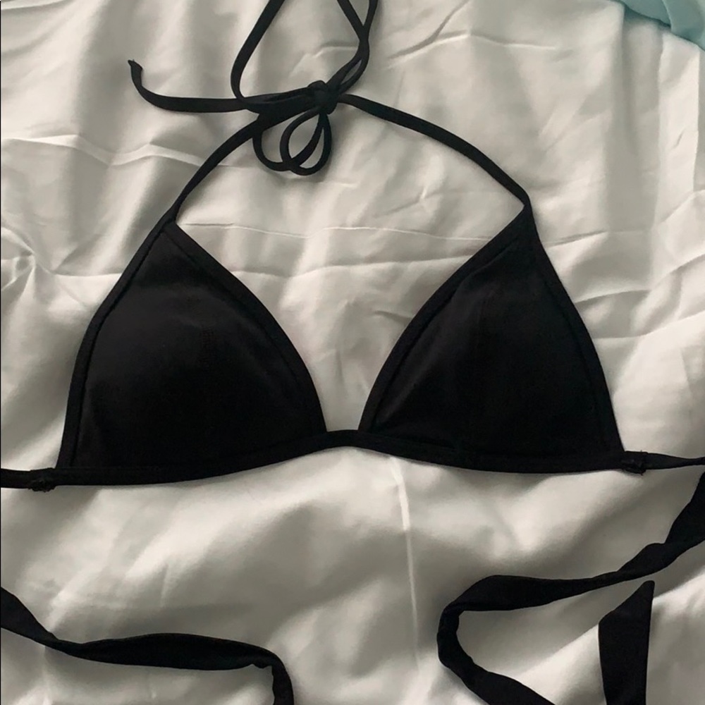 Black triangle top